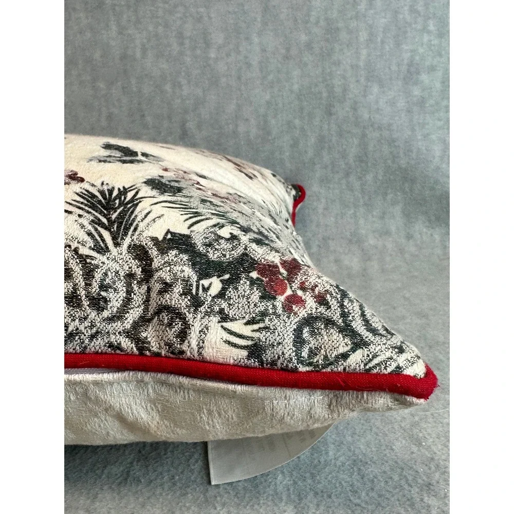 Christmas Olde World Santa Sleigh Reindeer Throw Pillow Red Trim Cream ‎ 17 x 17